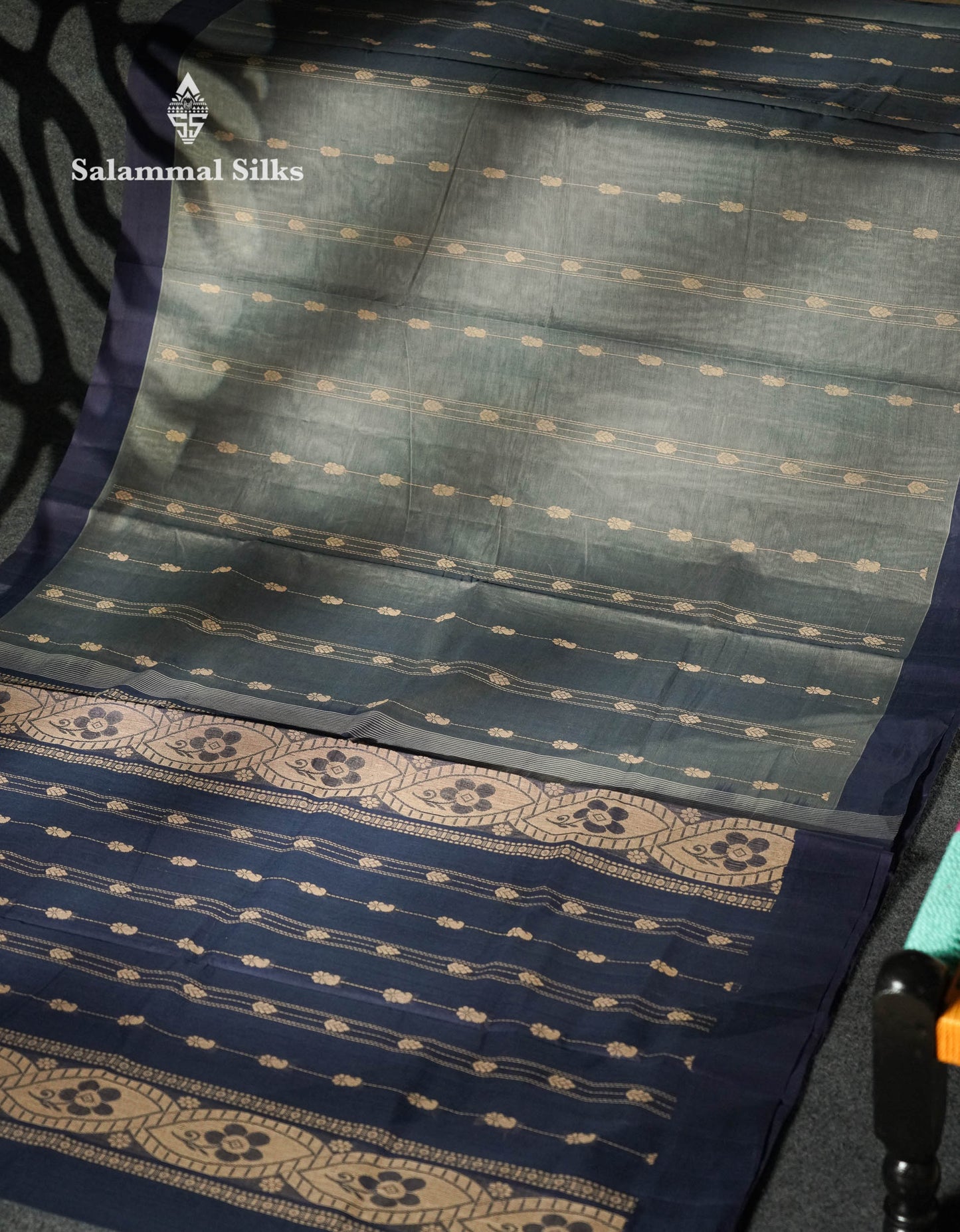 Beautiful Grey Thread Buttas Handloom Pure Cotton Saree With Navy Blue Border