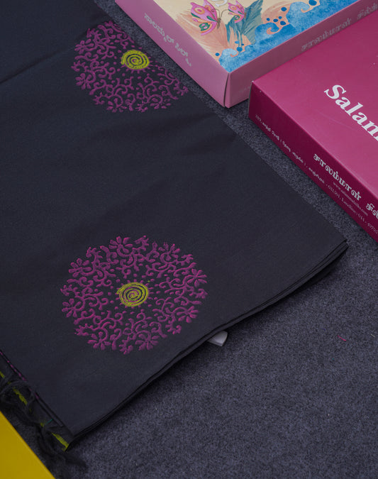 Black South Cotton Printed Saree With Contrast Pink Blouse