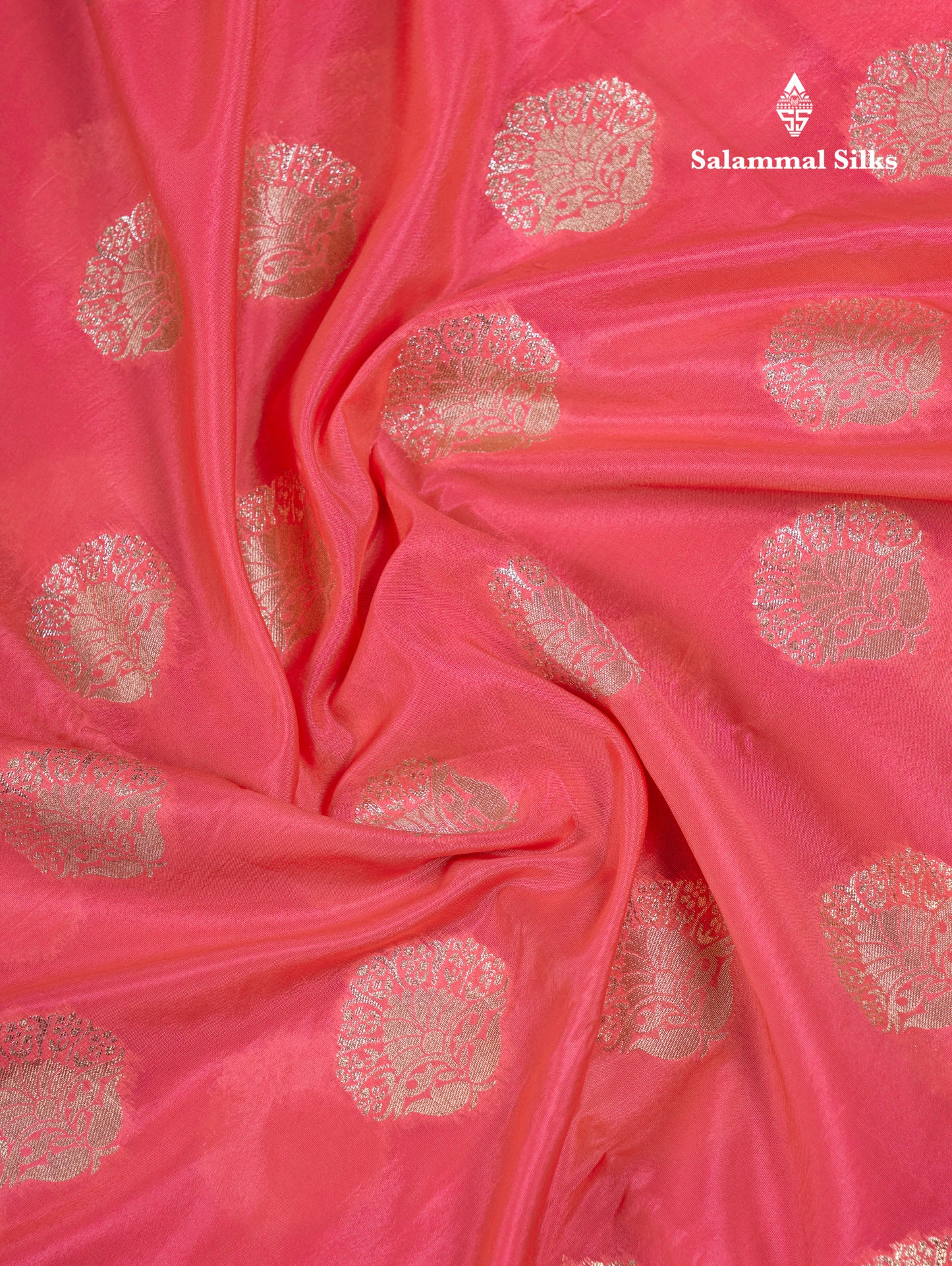 Beautiful Green Semi Raw Silk Saree With Fancy Border