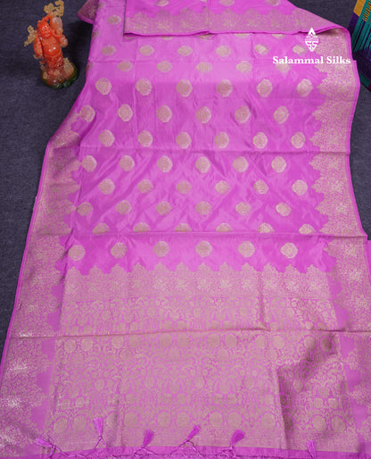 Beautiful Green Semi Raw Silk Saree With Fancy Border