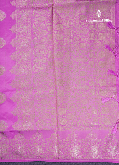 Beautiful Green Semi Raw Silk Saree With Fancy Border