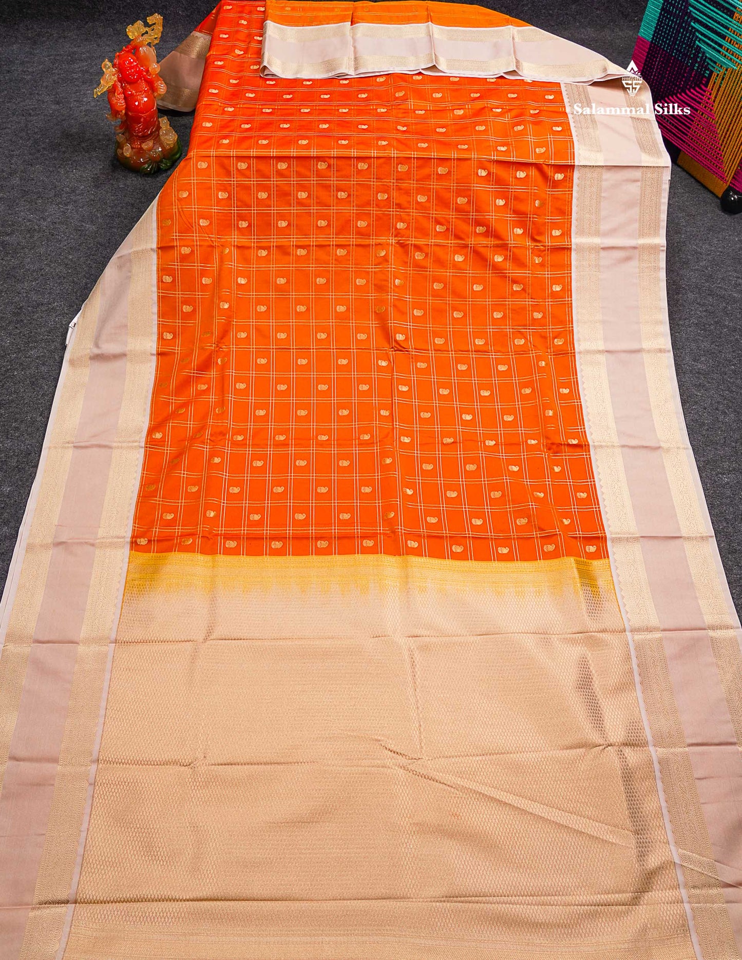 Semi Silk Saree - Light Lavender Mango Butta With Checks Along With Contrast Dark Brown Traditional Gap Border