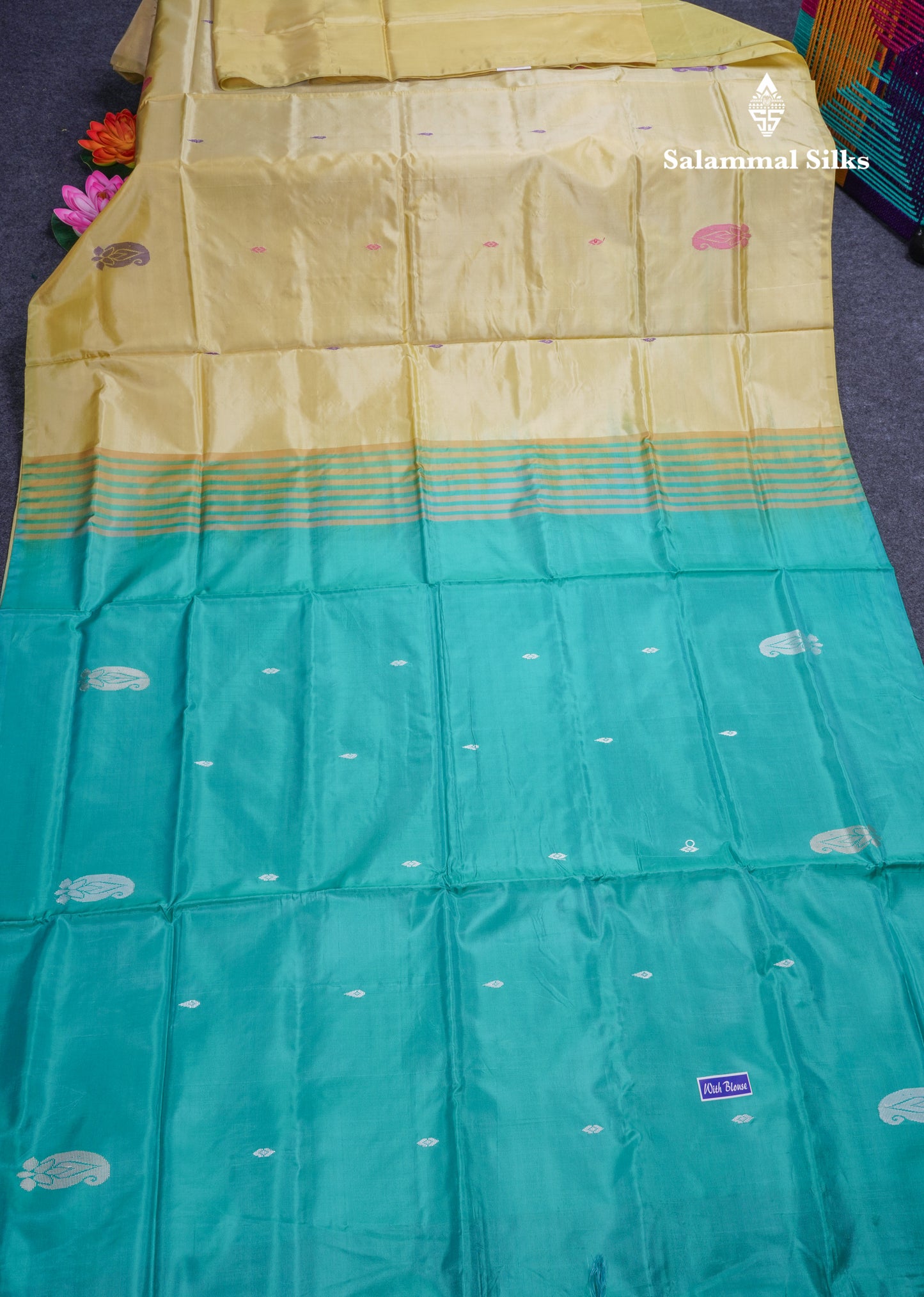 Beige Banana Pinth Saree (Vaazhainaar Pattu) With Contrast Sapphire Green Blouse
