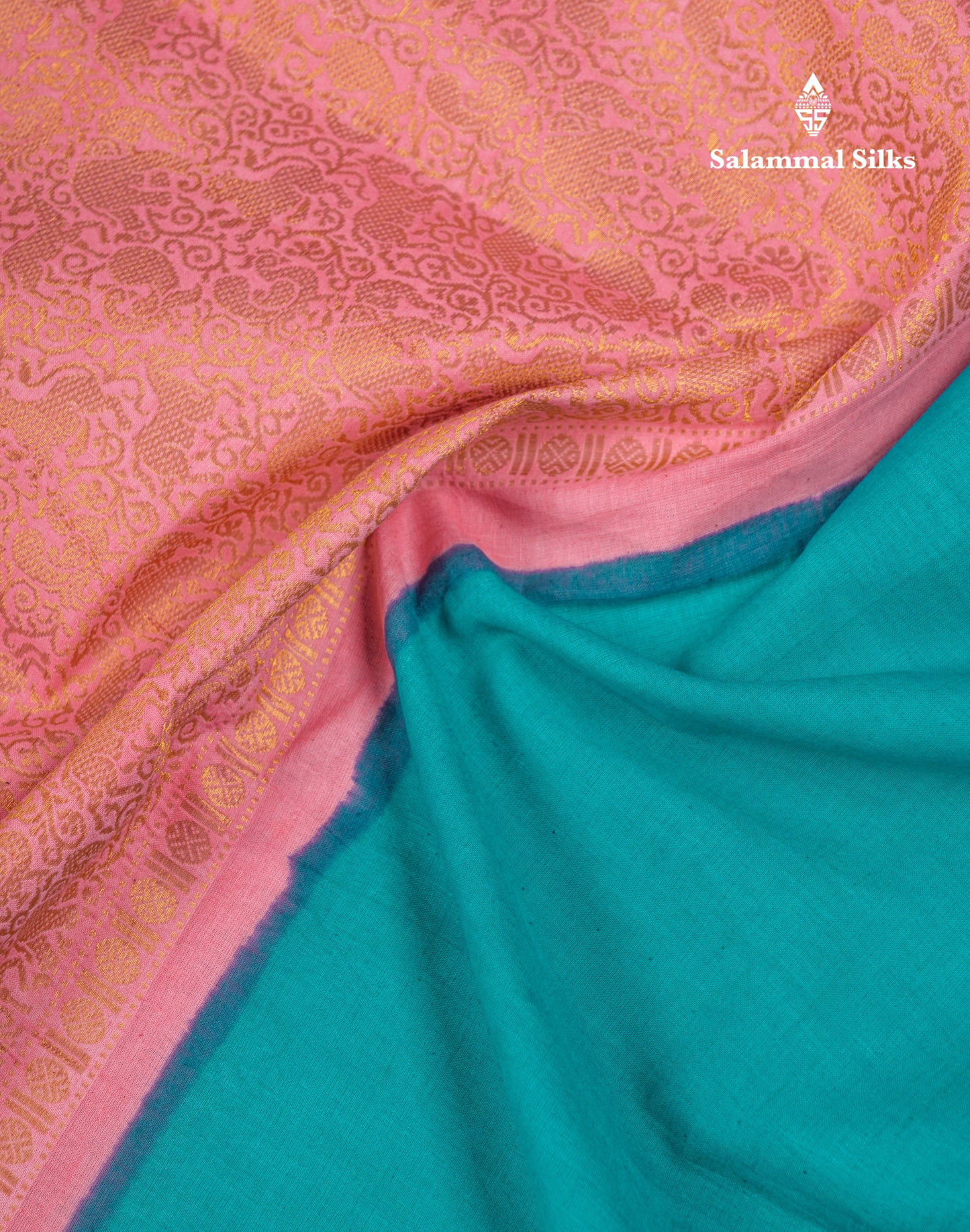 Beautiful Violet Vanasingaram Traditional Sungudi Cotton Saree With Contrast Cream Gap Border