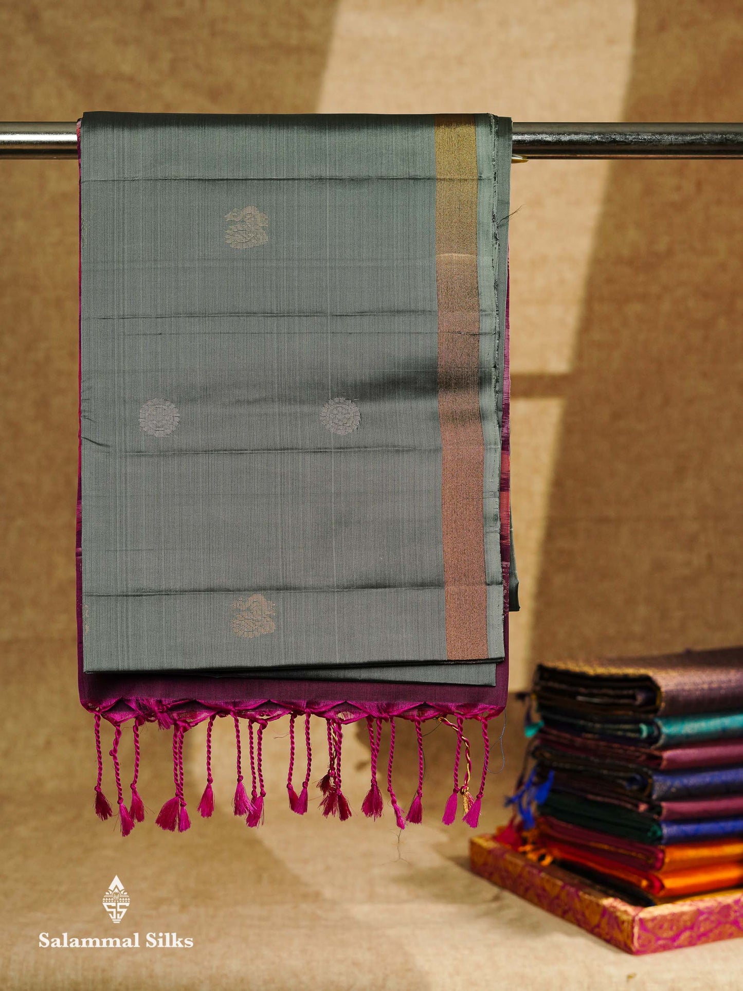 Beautiful Grey PureMix Kanjivaram Soft Silk Saree With Contrast Violet Pochampalli Pallu