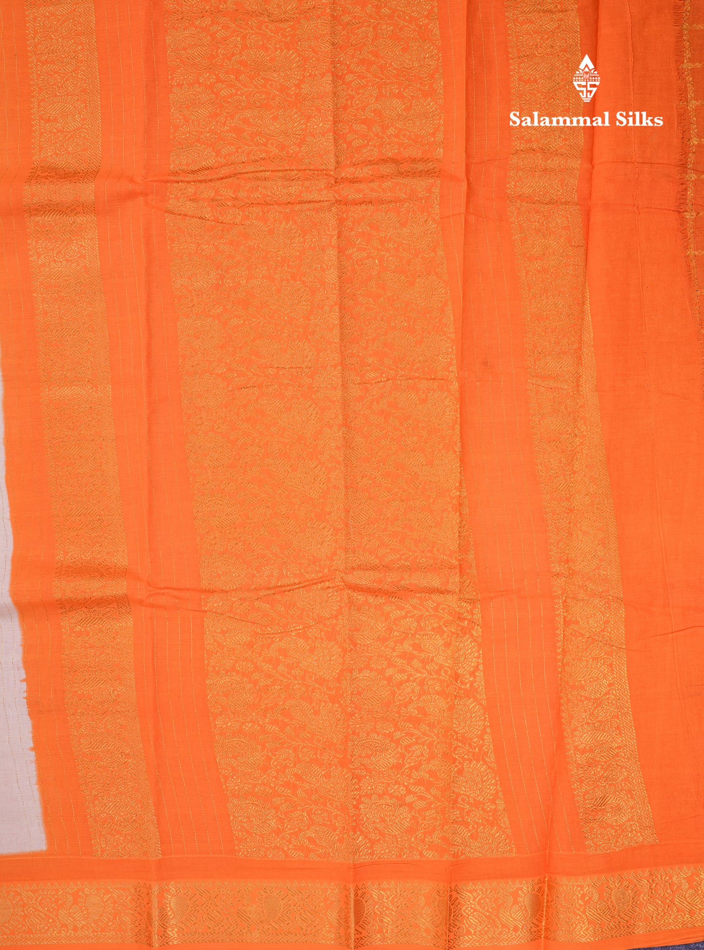 Beautiful Cream White Sungudi Cotton Saree With Contrast Orange Traditional Border
