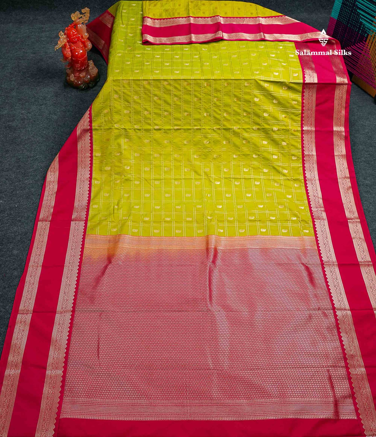 Semi Silk Saree - Light Lavender Mango Butta With Checks Along With Contrast Dark Brown Traditional Gap Border