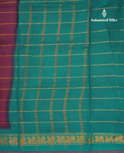 Beautiful Dark Maroon Sungudi Cotton Saree With Contrast Sapphire Green Traditional Border