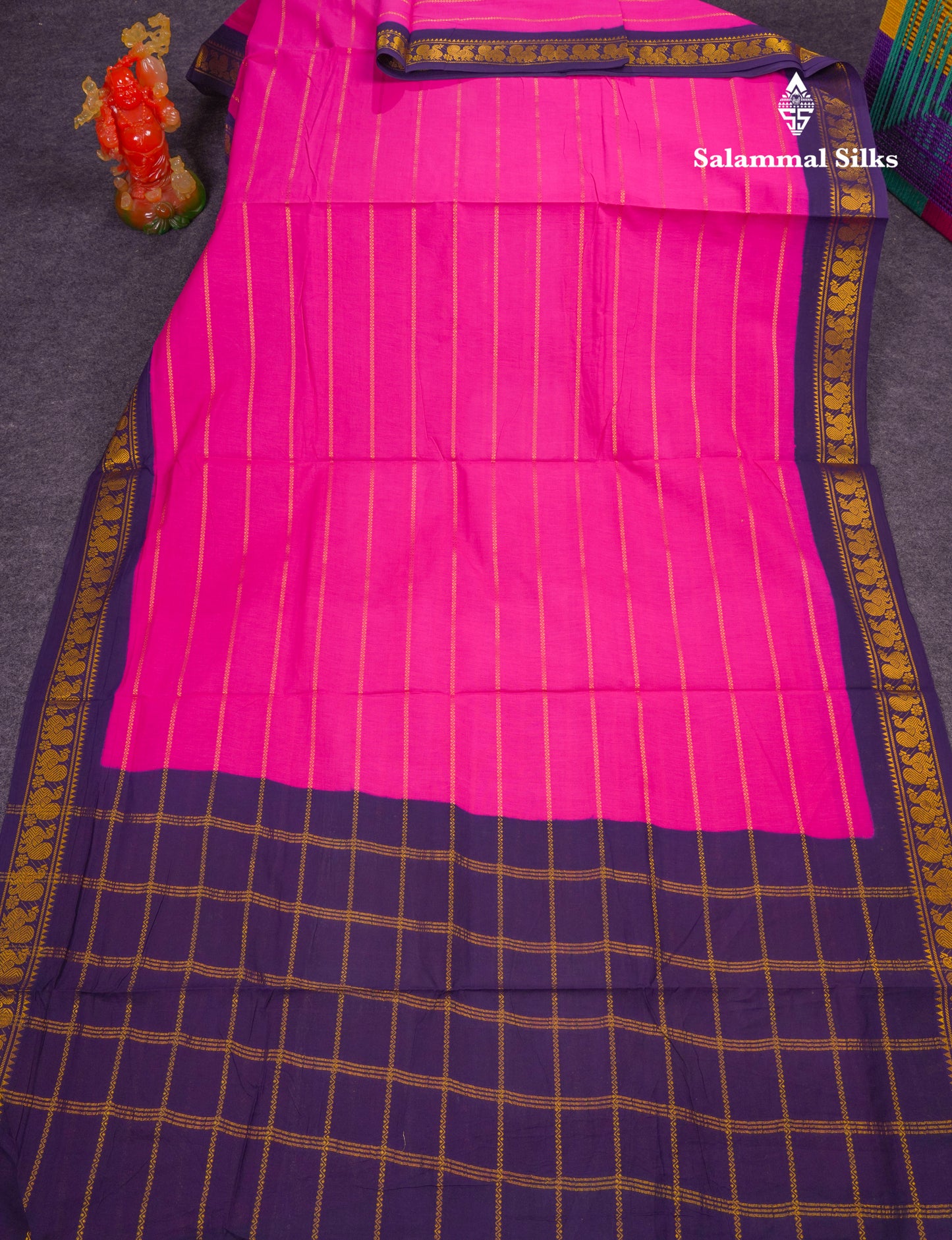 Beautiful Dark Maroon Sungudi Cotton Saree With Contrast Sapphire Green Traditional Border