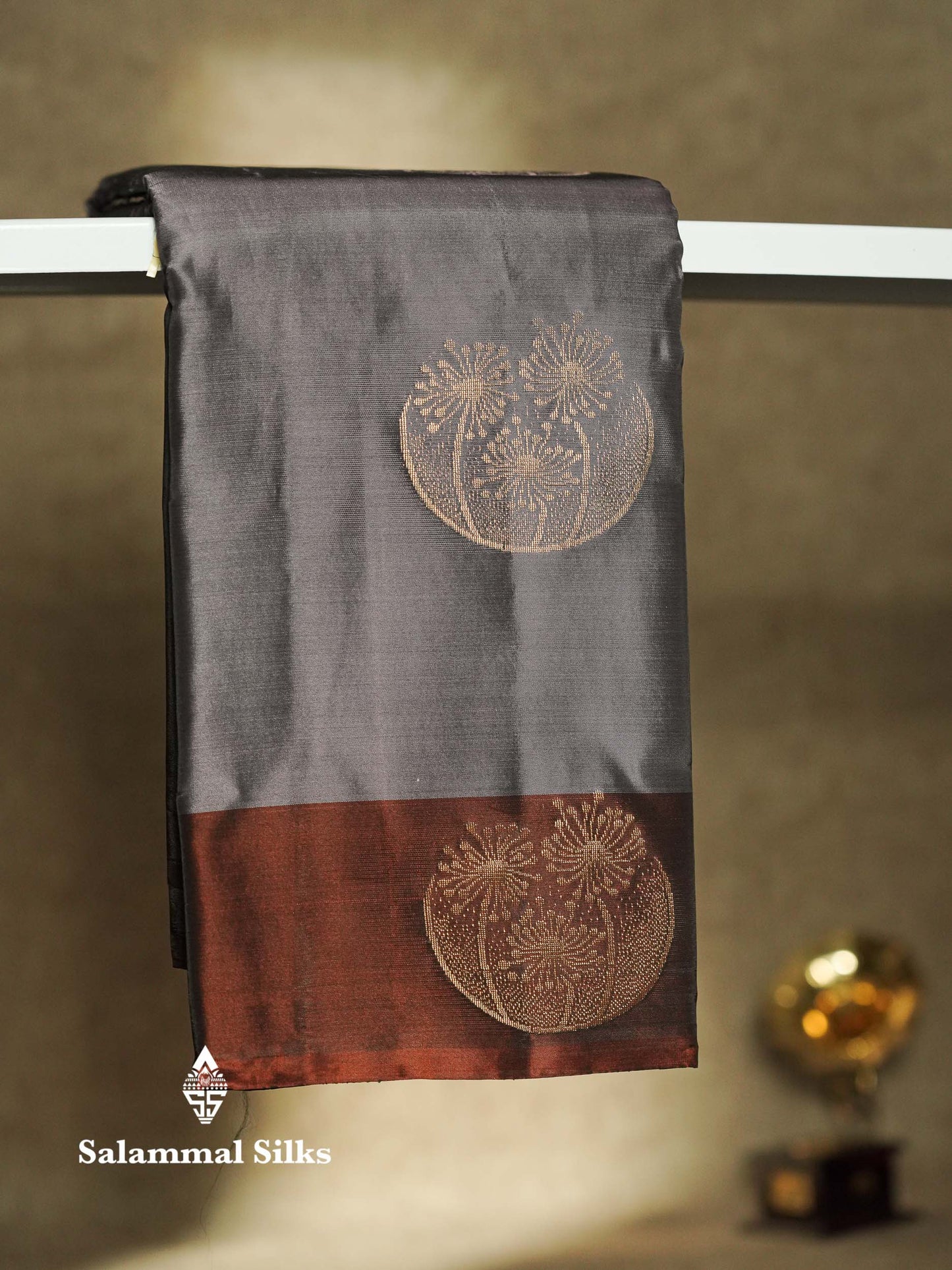 Beautiful Grey PureMix Kanjivaram Soft Silk Saree With Contrast Rust Orange Border