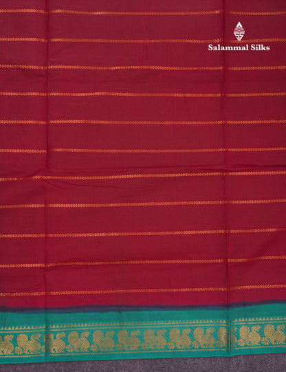 Beautiful Dark Maroon Sungudi Cotton Saree With Contrast Sapphire Green Traditional Border