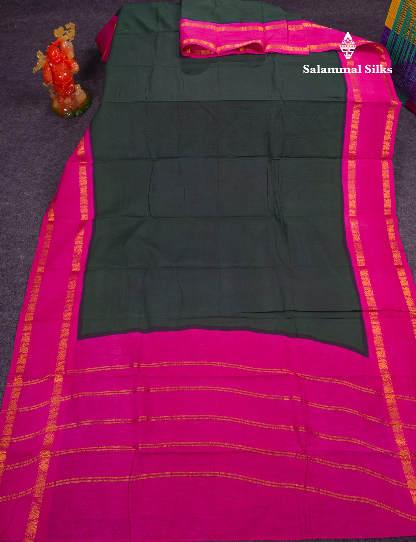 Beautiful Bottle Green Sungudi Cotton Saree With Contrast Magenta Pink Traditional Rettapet Border