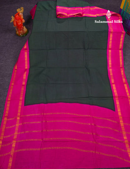 Beautiful Bottle Green Sungudi Cotton Saree With Contrast Magenta Pink Traditional Rettapet Border