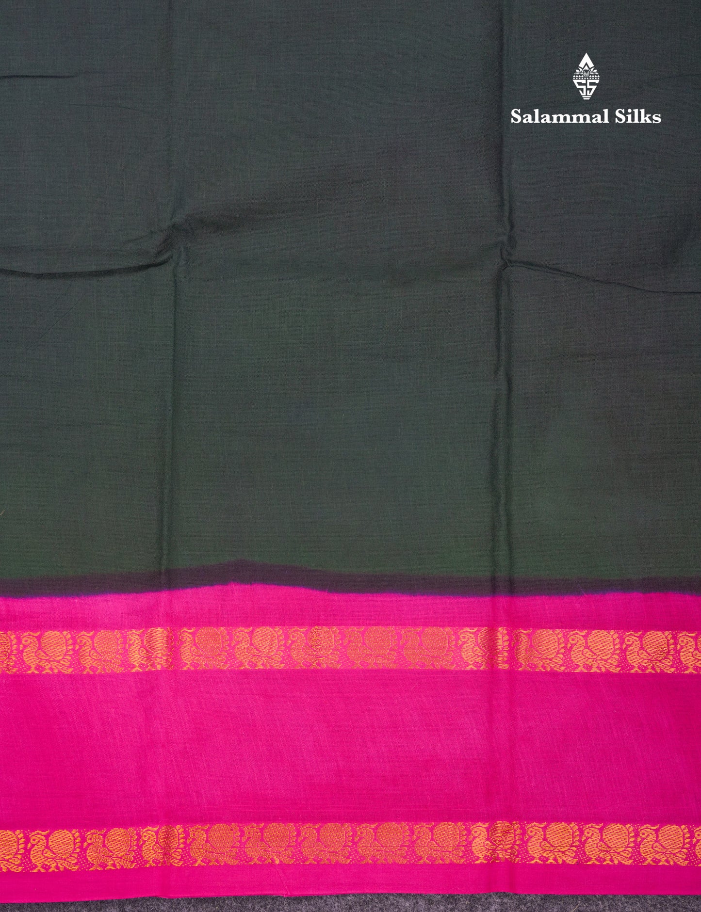 Beautiful Bottle Green Sungudi Cotton Saree With Contrast Magenta Pink Traditional Rettapet Border