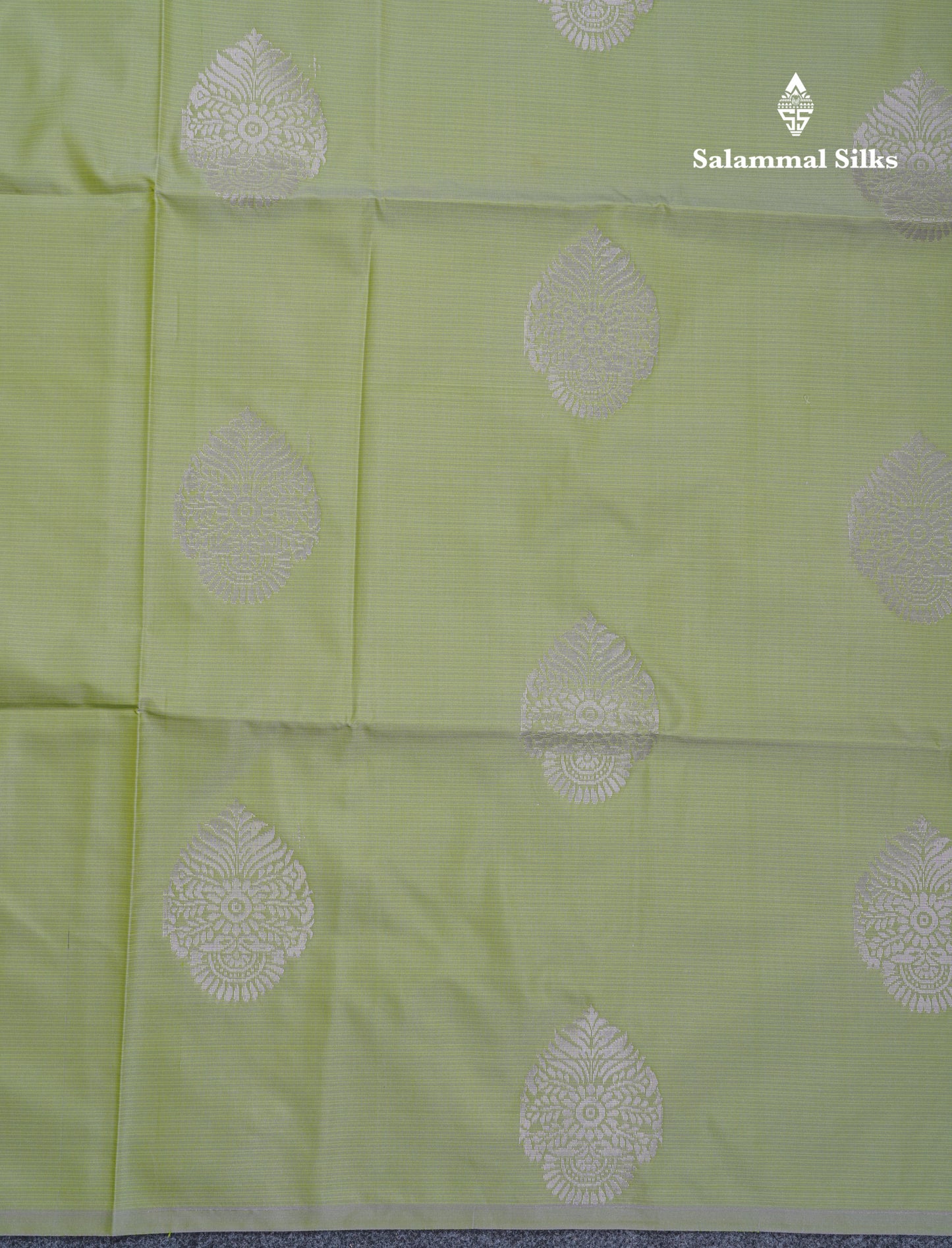 Lavender Semi Soft Silk Saree With Self Blouse