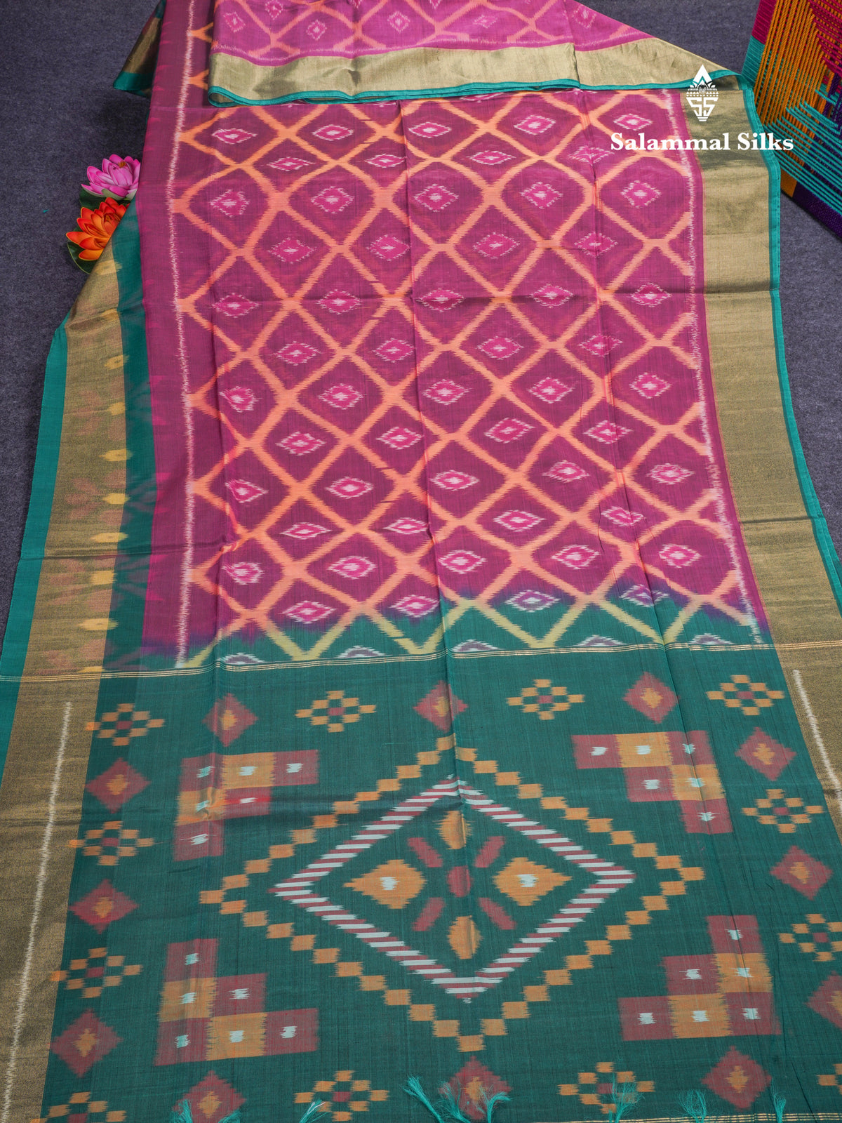 Premium Magenta Colour Pochampalli SICO Cotton Saree With Contrast Bottle Green Border