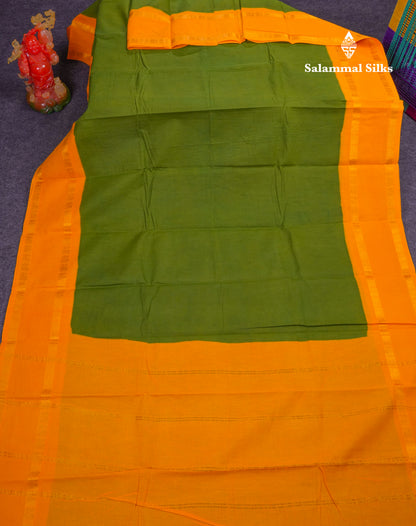 Beautiful Bottle Green Sungudi Cotton Saree With Contrast Magenta Pink Traditional Rettapet Border
