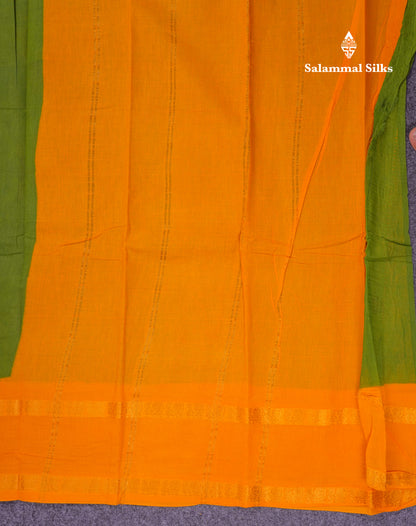 Beautiful Bottle Green Sungudi Cotton Saree With Contrast Magenta Pink Traditional Rettapet Border