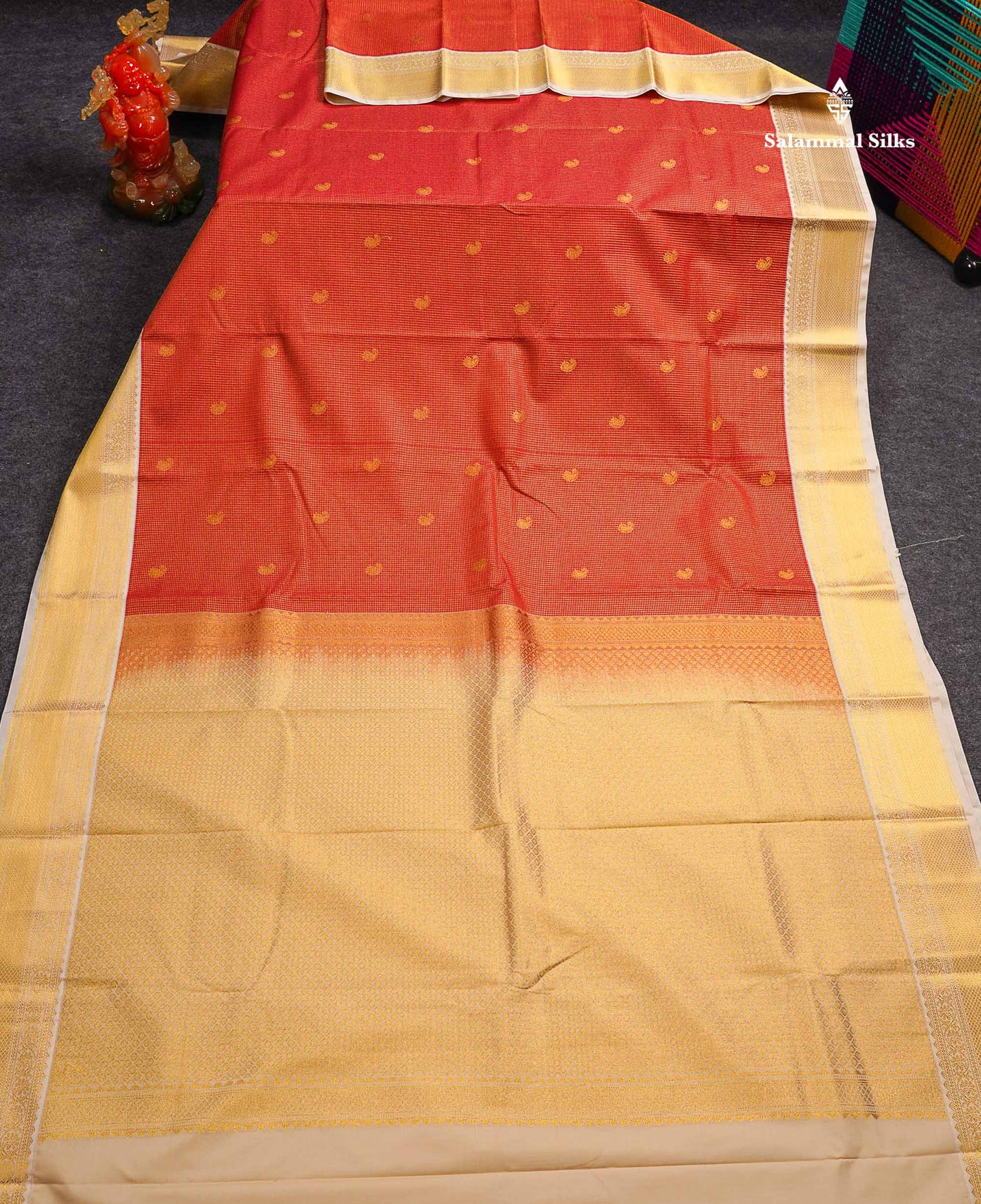 Semi Silk Saree - Brown Mango Butta With Tiny Vaira Oosi Checks Along With Contrast Cream Sandal Border