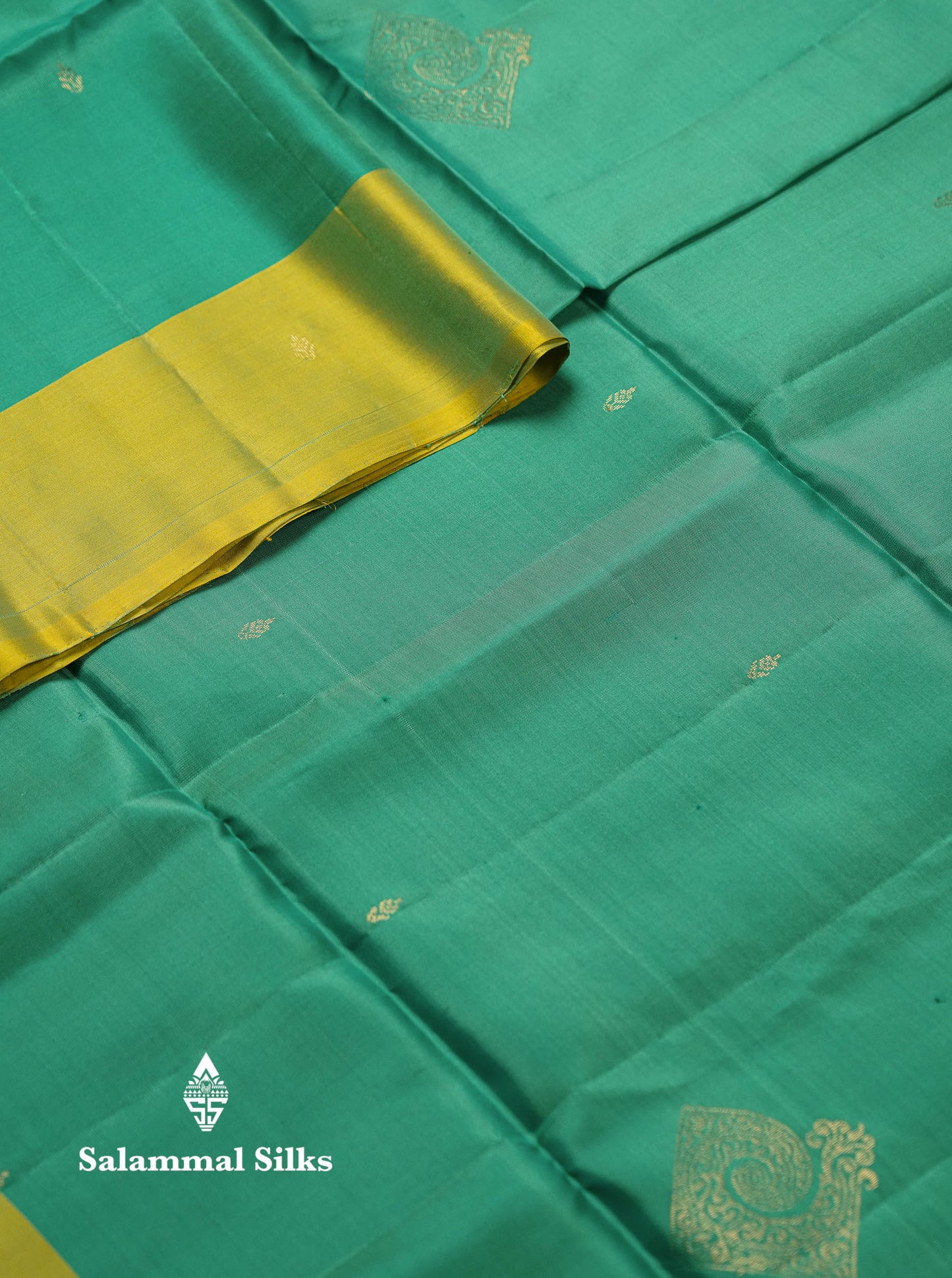 Beautiful Green Pure Mix Kanjivaram Soft Silk Saree With Contrast Grey Fancy Border