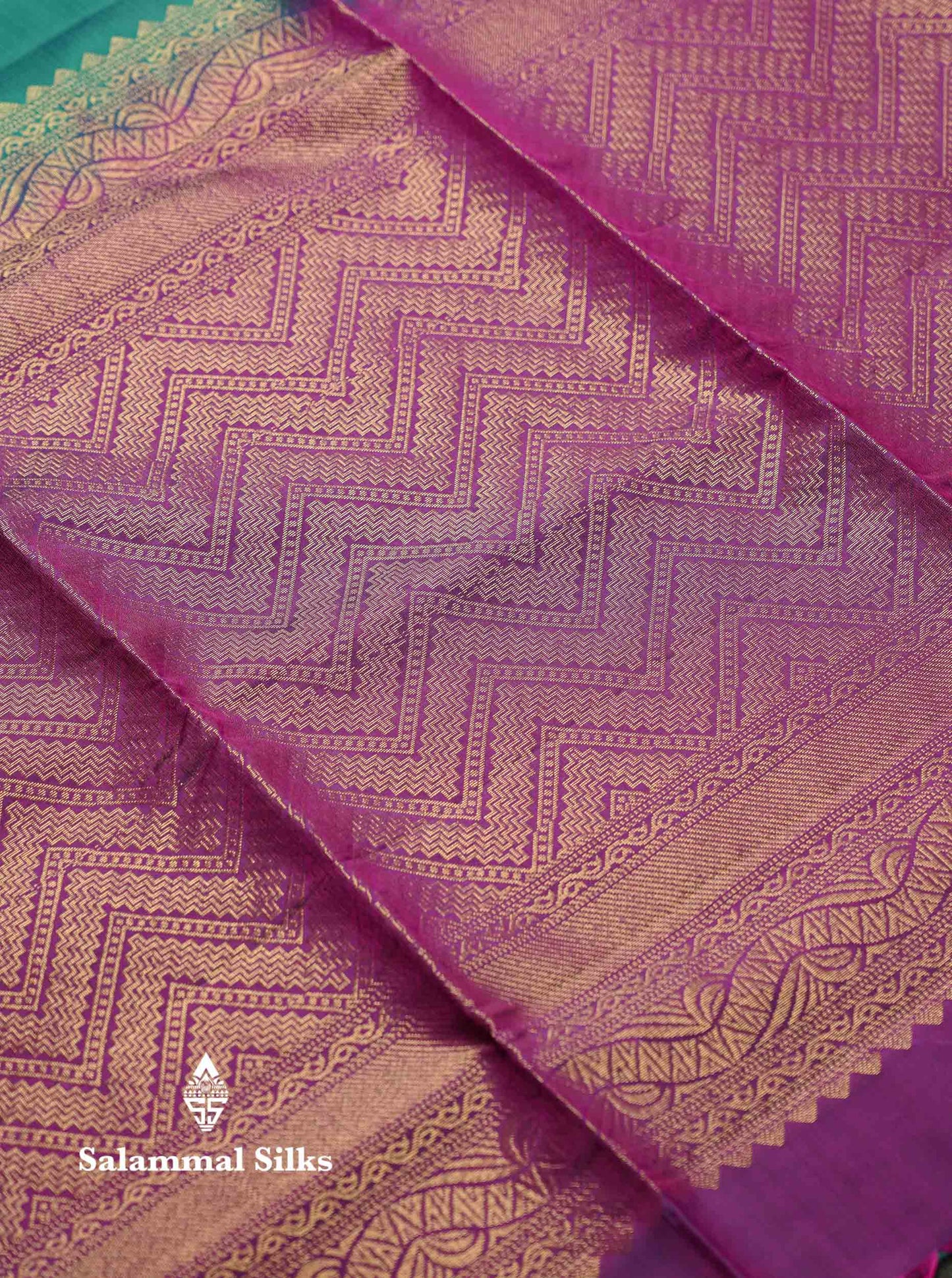 Beautiful Green Pure Mix Kanjivaram Soft Silk Saree With Contrast Grey Fancy Border