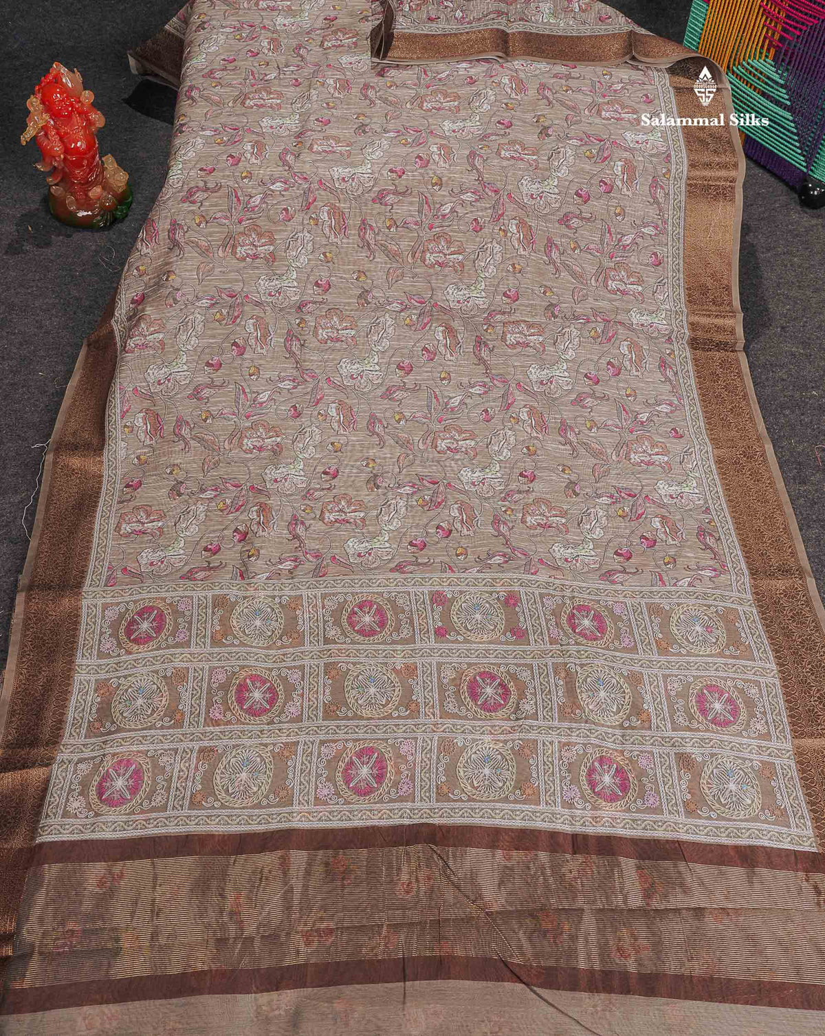 Cotton Mix Saree - Light Grey Colour Body Floral Design With Fancy Border