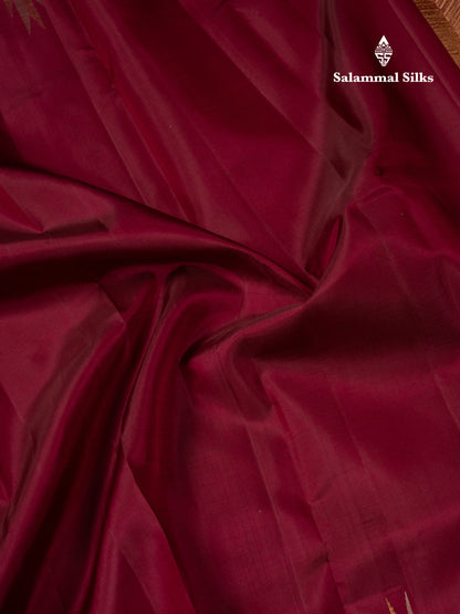 Beautiful Dark Maroon Plain Pure Kanjivaram Silk Saree With Traditional Temple Border