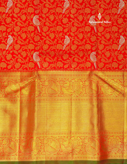 Red Pure Kanjivaram Silk Saree 4G Zari With Contrast Bottle Green Blouse