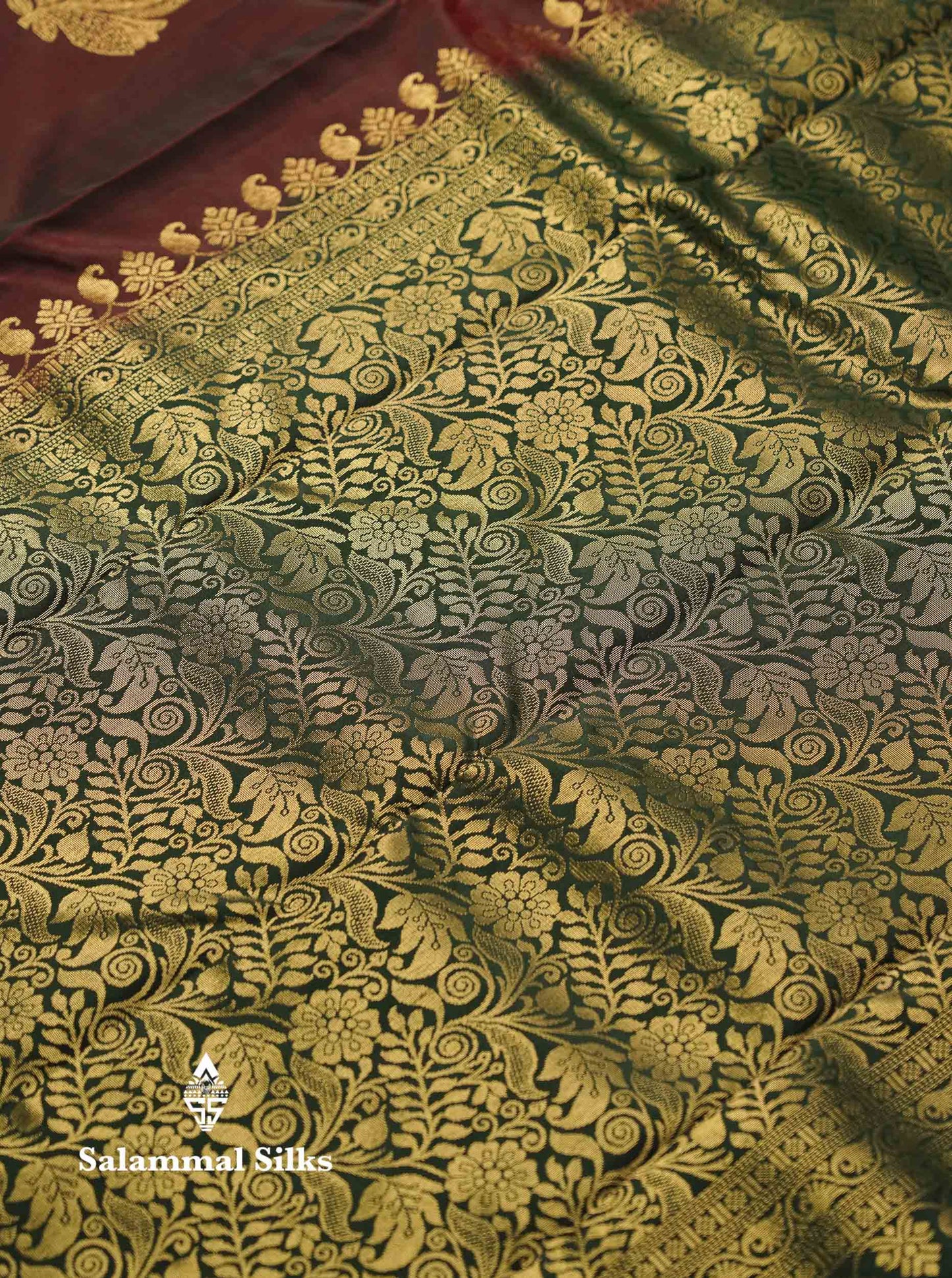 Beautiful Maroon PureMix Kanjivaram Soft Silk Saree With Contrast Bottle Green Border