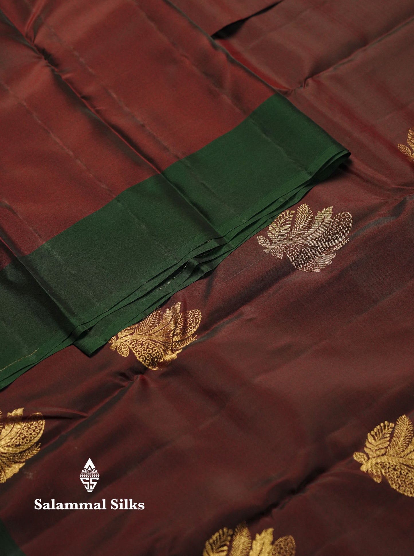 Beautiful Maroon PureMix Kanjivaram Soft Silk Saree With Contrast Bottle Green Border