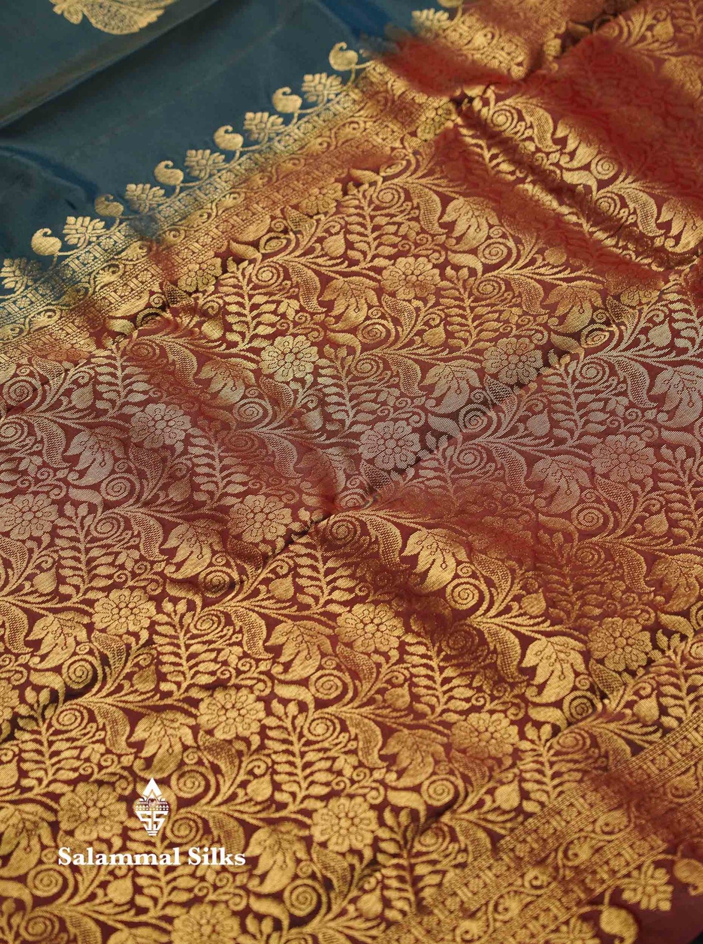 Beautiful Maroon PureMix Kanjivaram Soft Silk Saree With Contrast Bottle Green Border