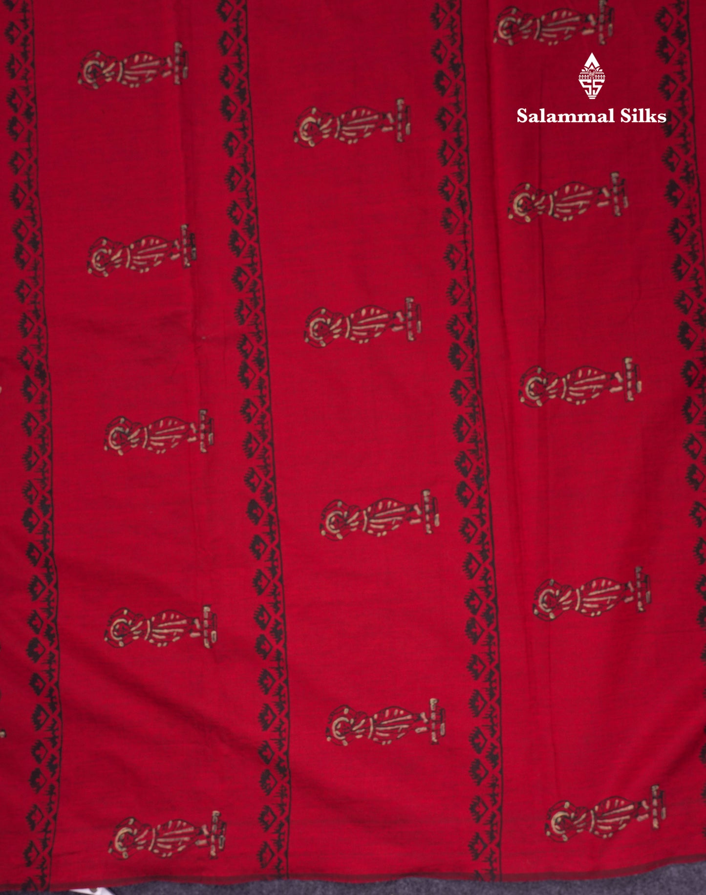 Beautiful Reddish Maroon South Cotton Printed Saree With Contrast Cream Sandal Blouse