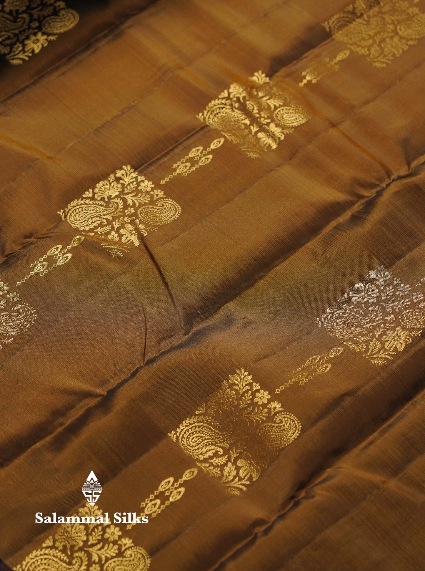 Beautiful Mehandi Green PureMix Kanjivaram Soft Silk Saree With Contrast Violet Border