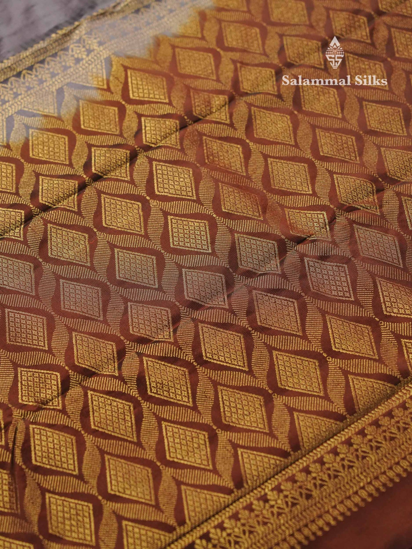 Beautiful Grey PureMix Kanjivaram Soft Silk Saree With Contrast Rust Orange Border