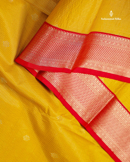 Semi Silk Saree - Mehandi Green Butta With Vaira Oosi Lines Along With Contrast Red Traditional Medium Border
