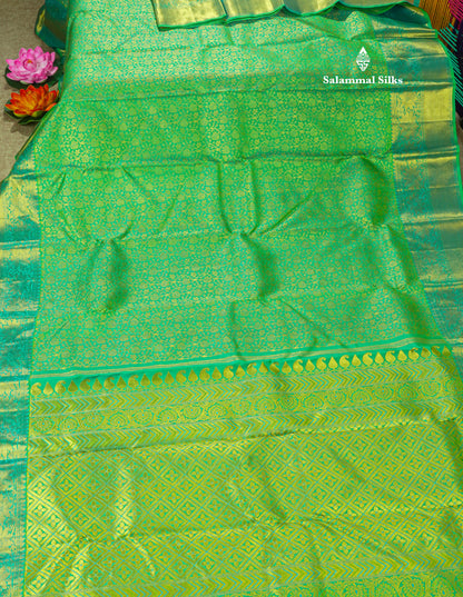 Parrot Green Pure Kanjivaram 2G Zari Silk Saree With Contrast Rexona Green Border