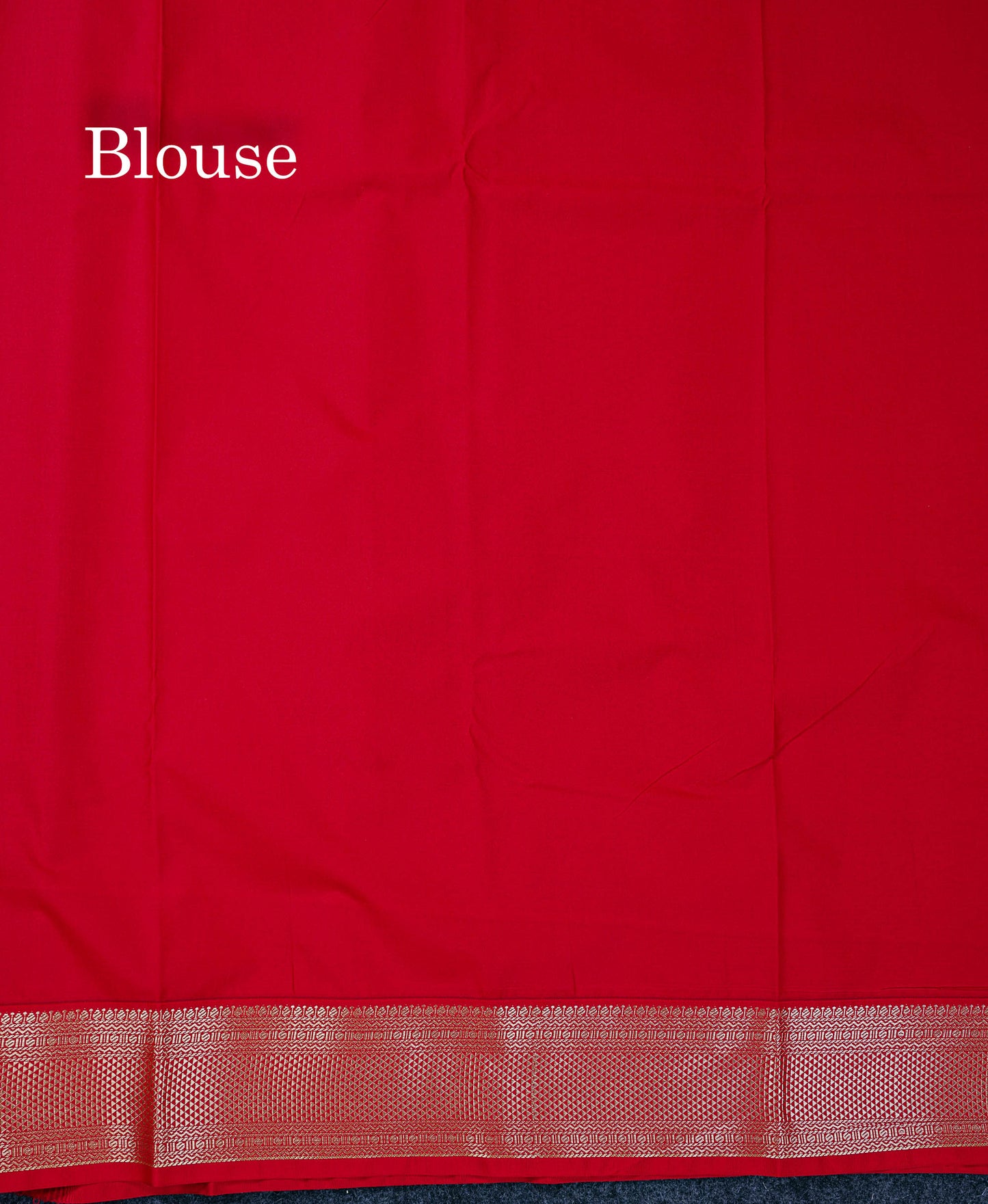 Semi Silk Saree - Mehandi Green Butta With Vaira Oosi Lines Along With Contrast Red Traditional Medium Border