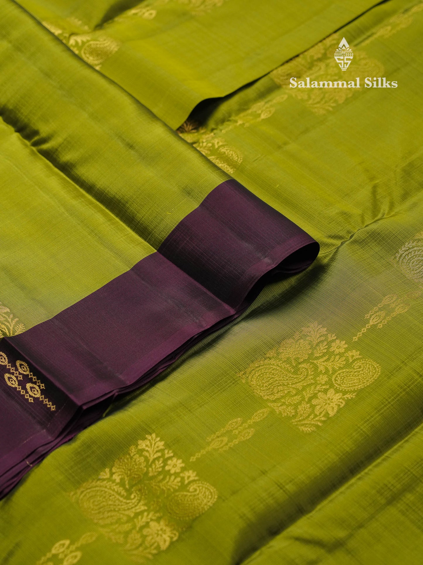 Beautiful Mehandi Green PureMix Kanjivaram Soft Silk Saree With Contrast Violet Border