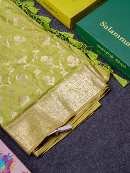 Beautiful Bottle Green Semi Banaras Saree With Fancy Border