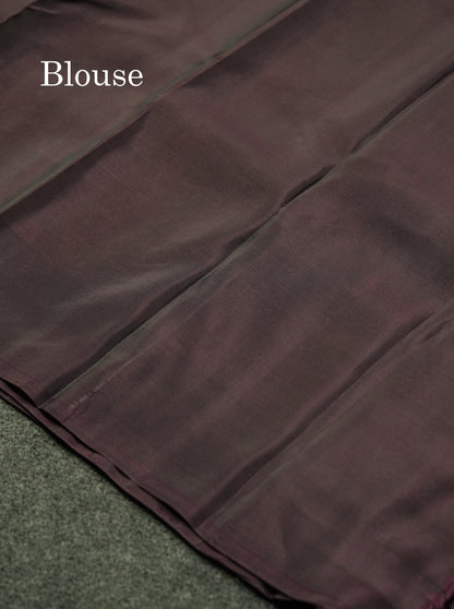 Beautiful Mehandi Green PureMix Kanjivaram Soft Silk Saree With Contrast Violet Border