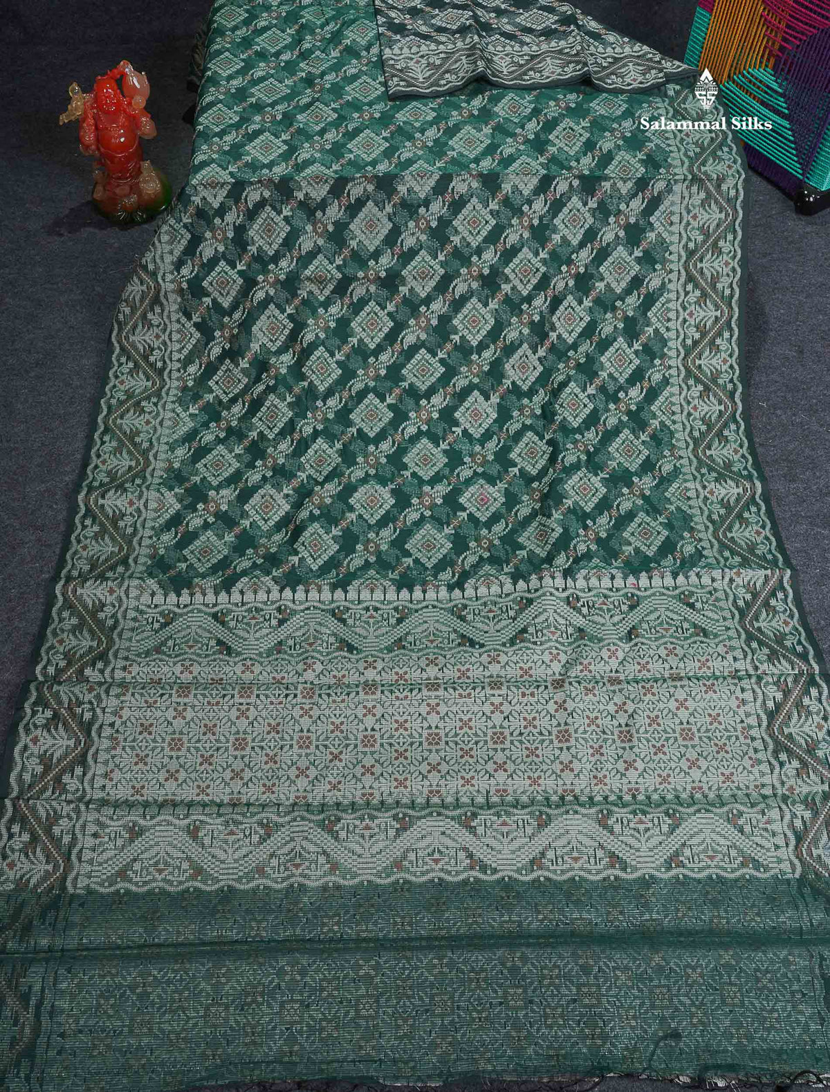 Kota Cotton Saree - Bottle Green Colour Body With Thread Work & Fancy Border