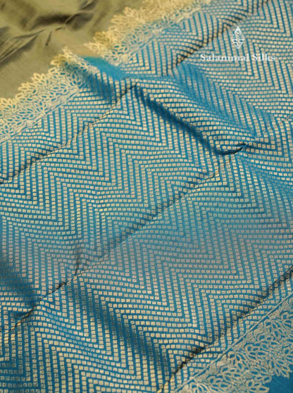 Beautiful Grey PureMix Kanjivaram Soft Silk Saree With Contrast Rust Orange Border