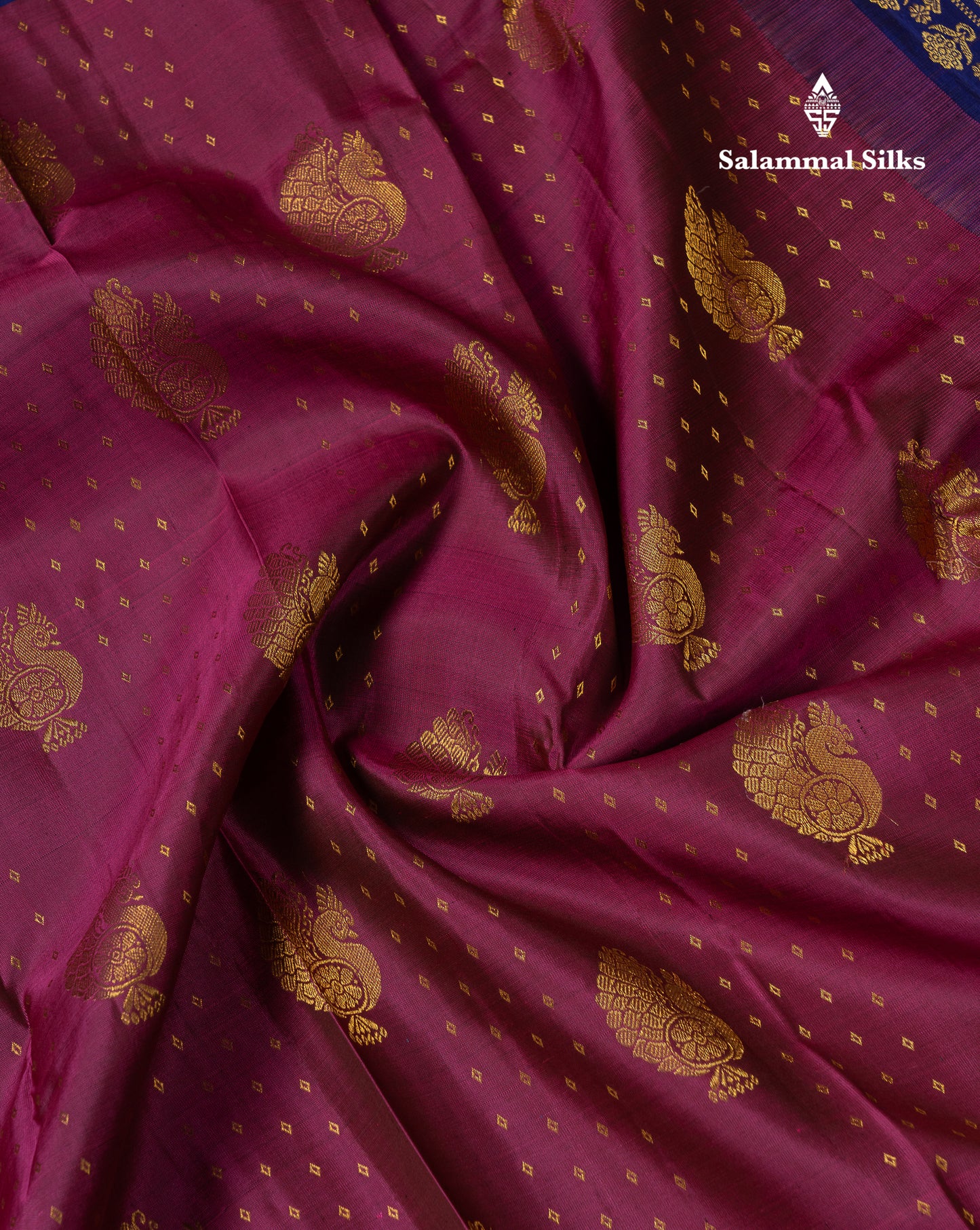 Beautiful Magenta Pure Kanjivaram Silk Saree With Contrast Navy Blue Traditional Evening Morning Border