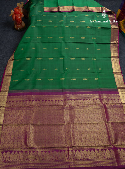Beautiful Green Pure Kanjivaram Silk Saree With Contrast Magenta Traditional Small Border