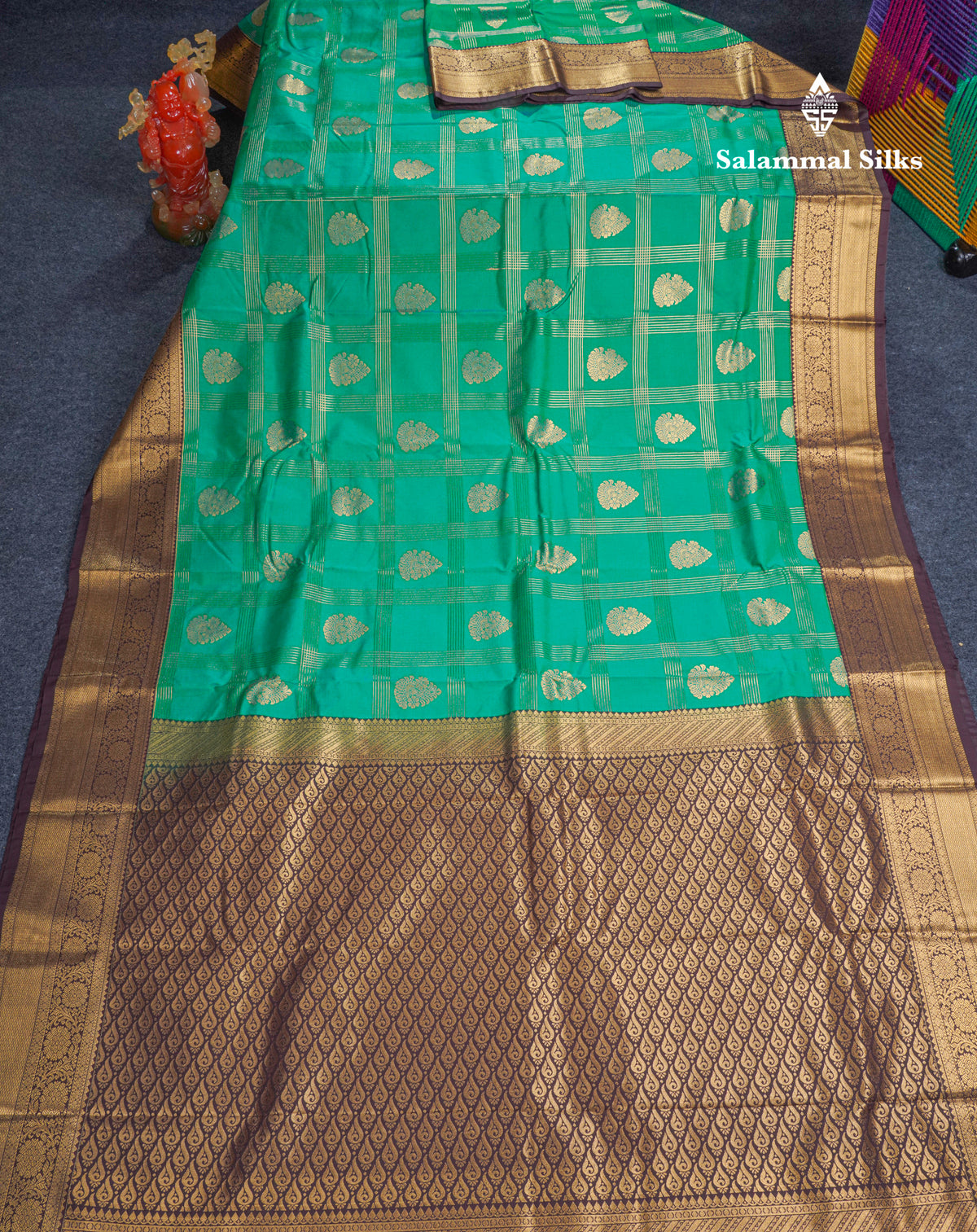 Dual Tone Peacock Green Semi Silk Saree With Contrast Dark Brown Border