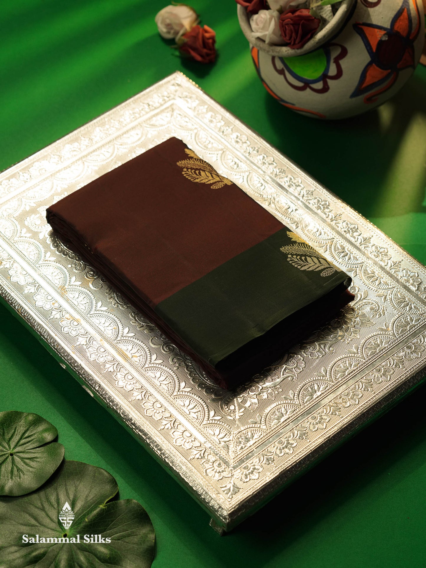 Beautiful Maroon PureMix Kanjivaram Soft Silk Saree With Contrast Bottle Green Border