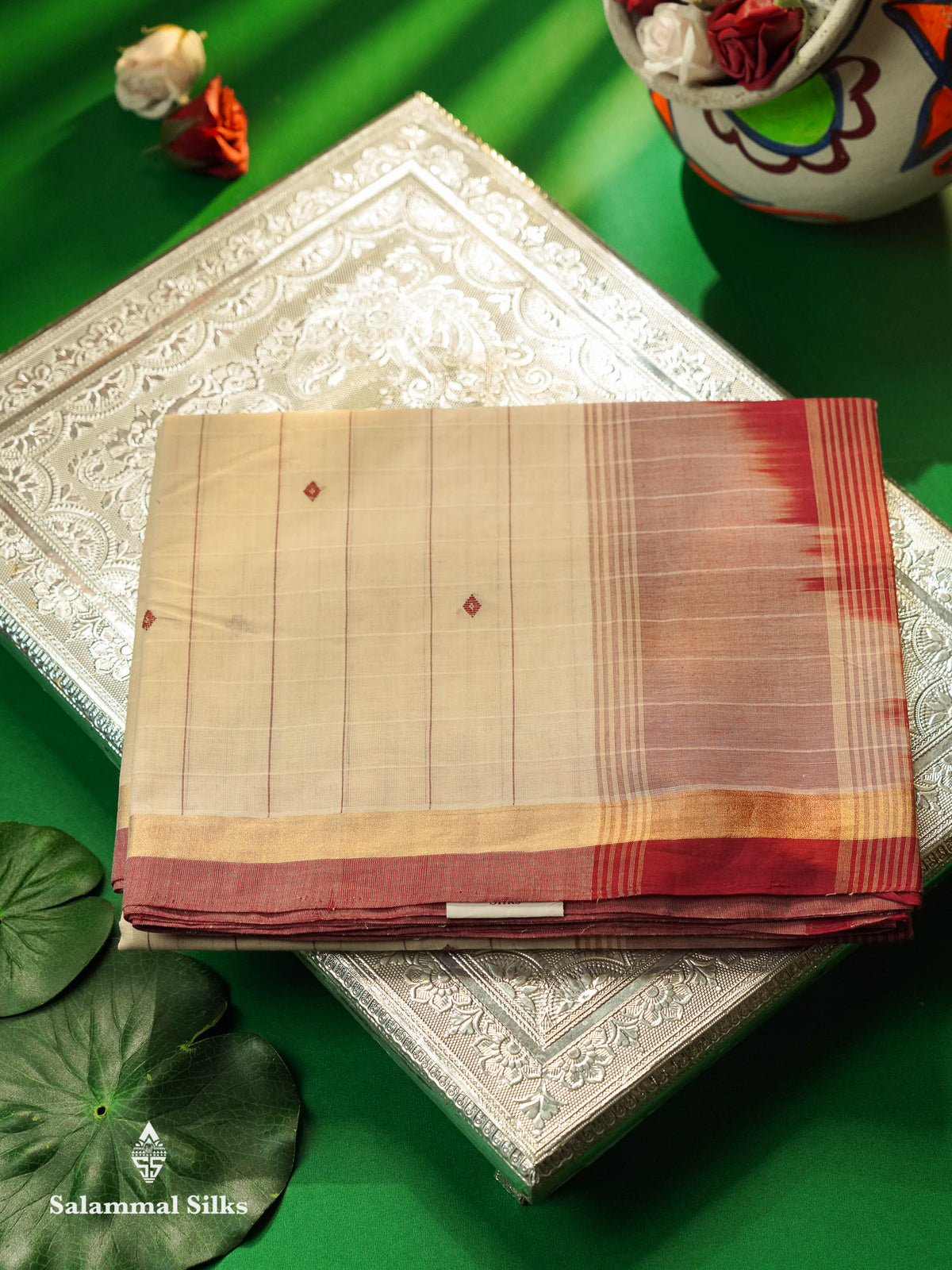 Beautiful Cream Thread Buttas And Lines Handloom Pure Cotton Saree With Maroon Small Border