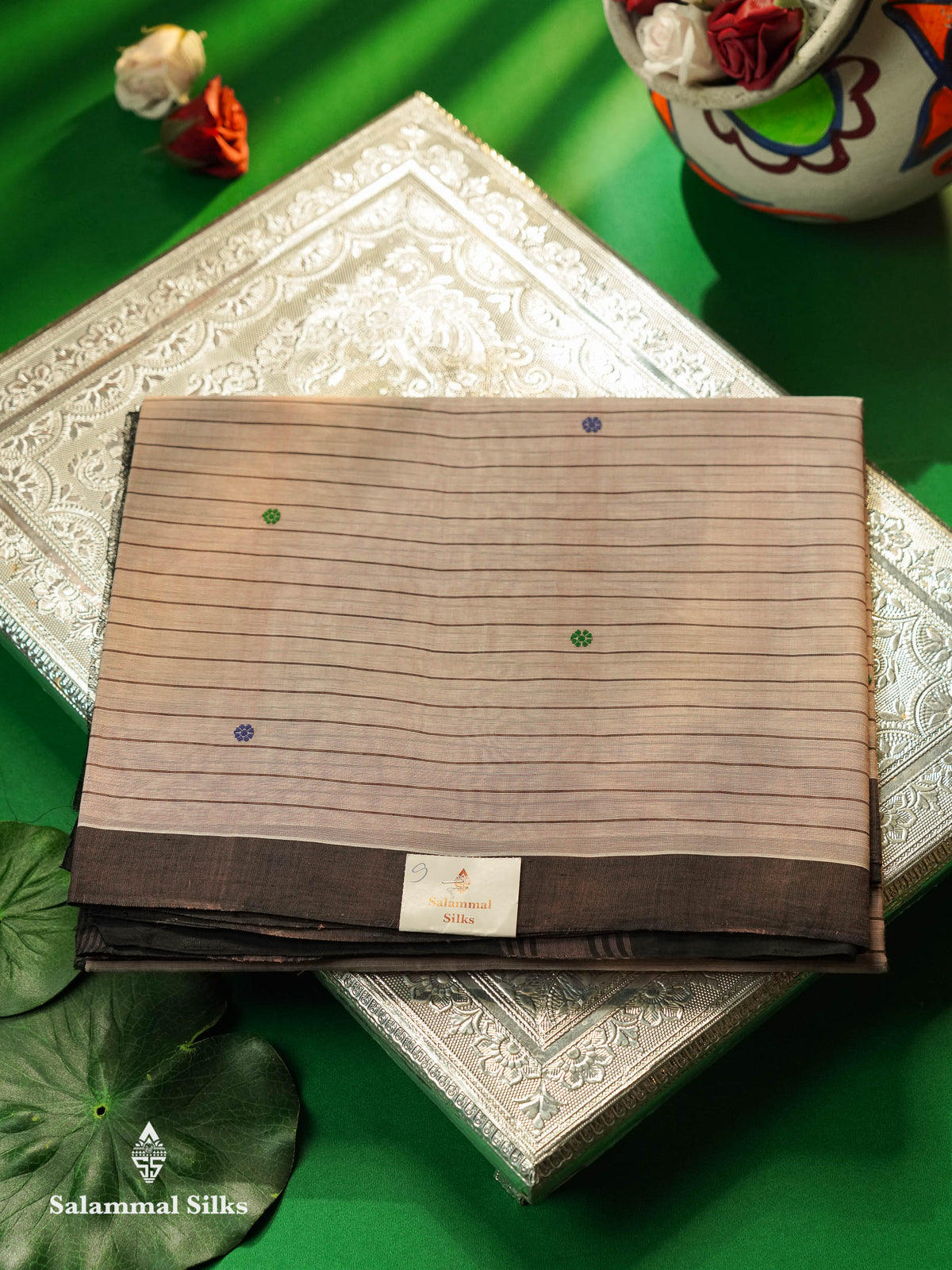 Beautiful Onion Pink Thread Work Butta Handloom Pure Cotton Saree With Contrast Black Blouse