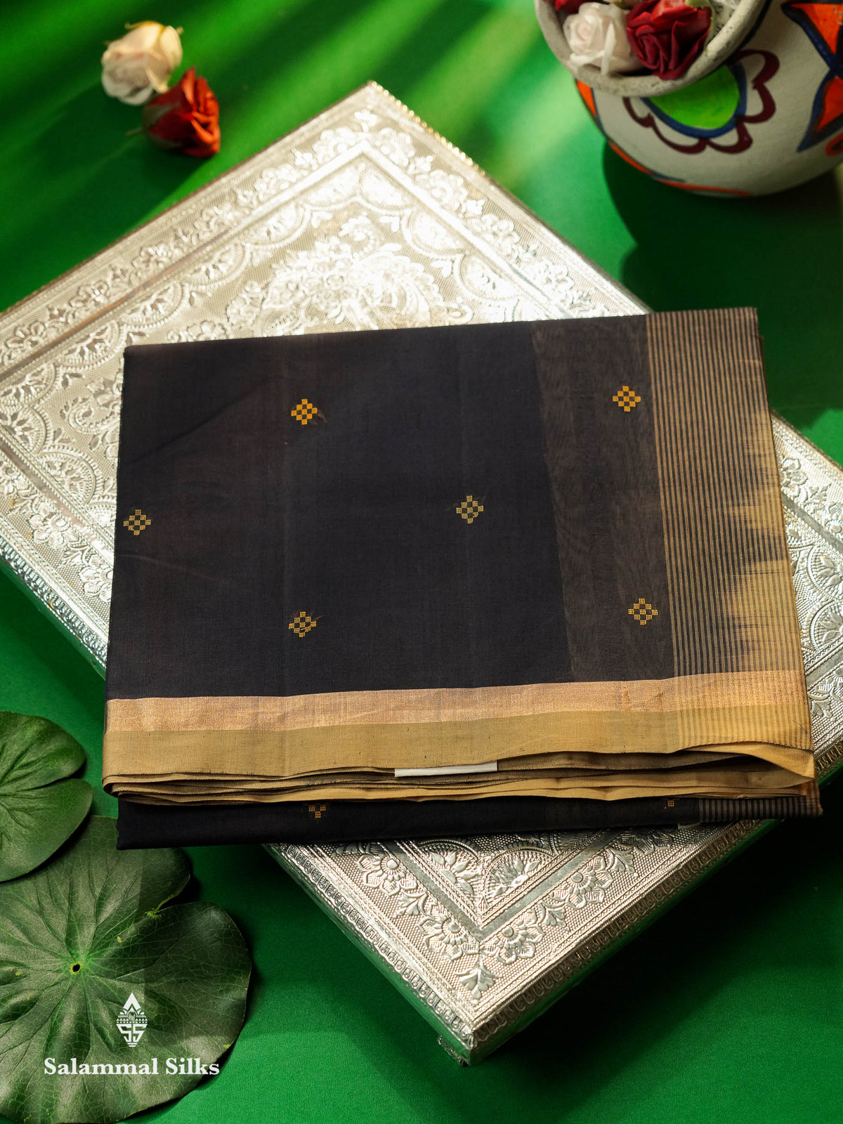 Beautiful Navy Blue Thread Buttas Handloom Pure Cotton Saree With Beige Border