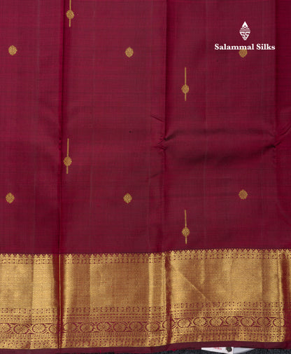 Beautiful Magenta Pure Kanjivaram Silk Saree With Traditional Evening Morning Border